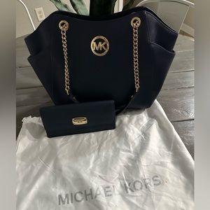 Michael Kors Purse & Wallet